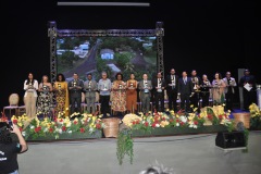Cristina-Almeida-recebe-Premio-Internacional-COP30-como-reconhecimento-a-luta-pela-limpeza-do-Rio-Oiapoque-4